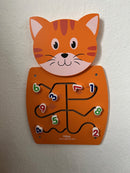 Aktivitetstavle i træ - Kat - Fra 18 mdr.