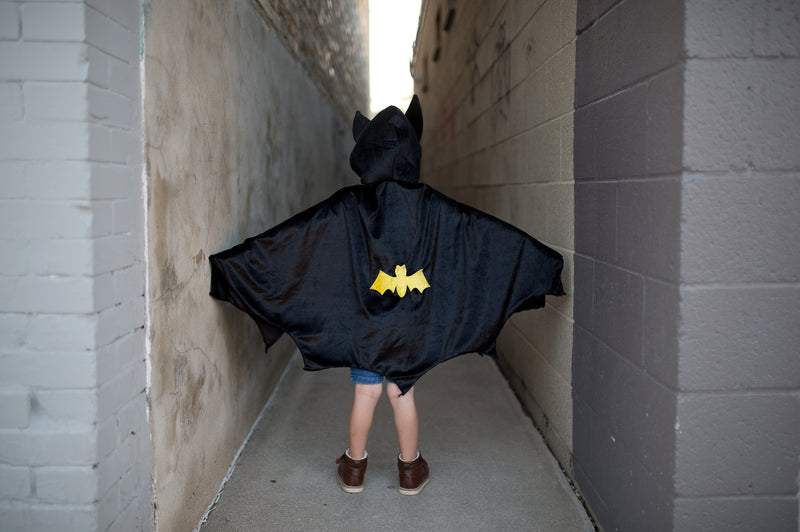 Udklædning, Batman kappe - Str. 5-6 år