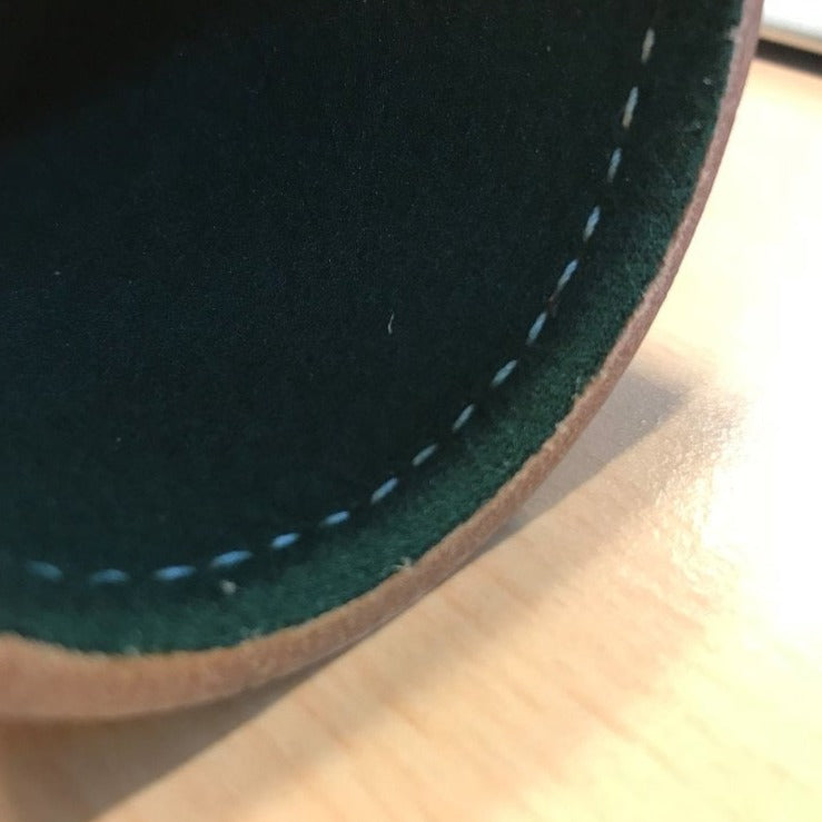 Raflebæger af læder med grønt filt Ø:6,5 x H:9 cm - 1 stk. - Billede 1