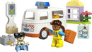 DUPLO Ambulance og fører - Billede 1