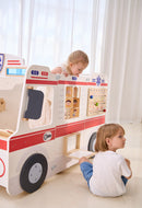 Legehus - Ambulance i træ - VIGA