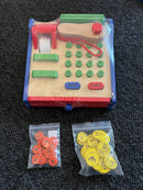 Kasseapparat i træ m. scanner & mønter - VIGA