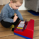 Kasseapparat med regnemaskine i plast.