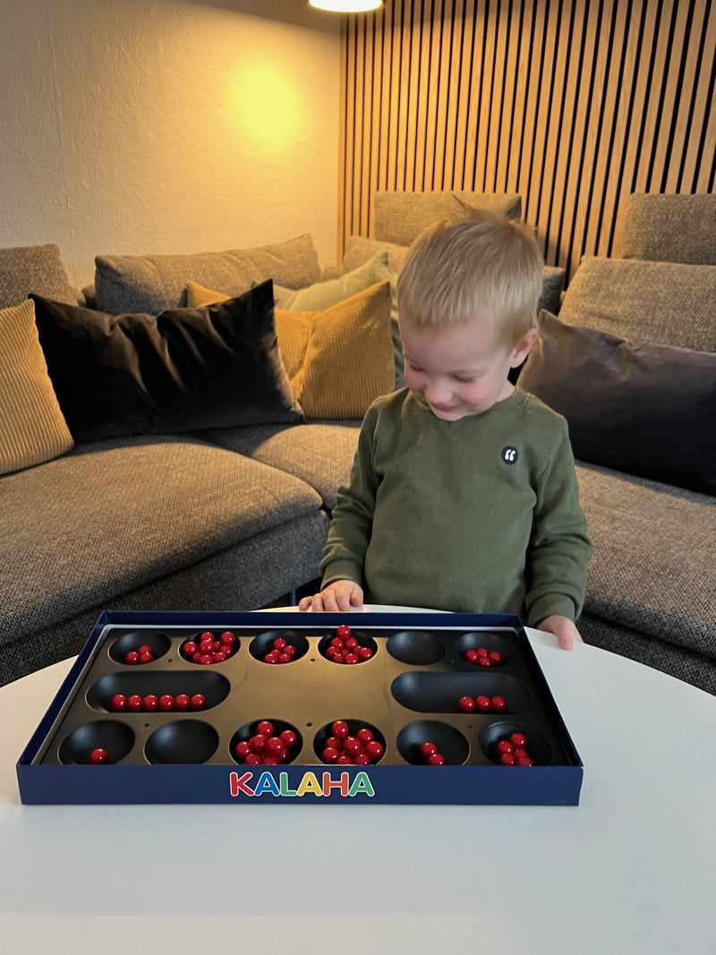 Kalaha Spil i Plast med 72 røde plastkugler