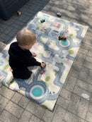 Legetæppe med by og vejbane - 1 x 1,5 meter - Vinyl - Fra 1 år.