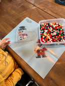 Hama Perler Maxi 600 stk + 1 Perleplade Nr. 8206 i bøtte (8749)