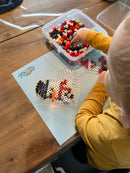 Hama Perler Maxi 600 stk + 1 Perleplade Nr. 8206 i bøtte (8749)