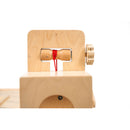 Garage i træ fra Educo - 77 x 50 x 47 cm.