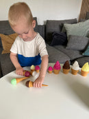 Legemad - Issortiment i plast fra LAP - 12 dele.