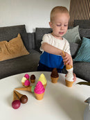 Legemad - Issortiment i plast fra LAP - 12 dele.