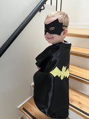 Udklædning - Vendbar kappe - Spiderman/Batman - Fra 3-4 år.