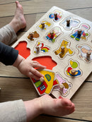 GOKI knoppuslespil i træ med 14 brikker - Fra 1 år.