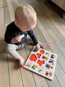 GOKI knoppuslespil i træ med 14 brikker - Fra 1 år.