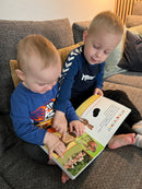 Bog - Lyt, rør og føl: På marken - Fra 1 år