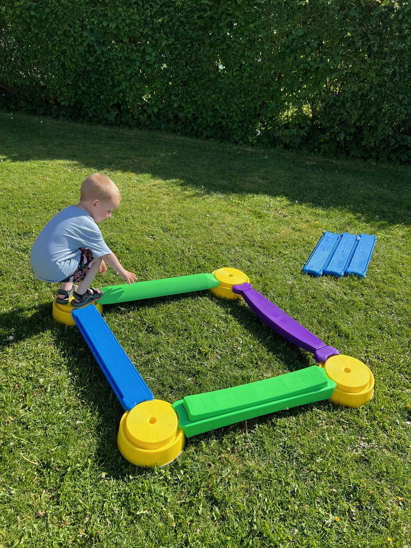 Gonge Build-N-Balance Balancetopsæt med 2 Log Planker - H:10 cm.