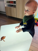 Kube med LED lys - 16 farver - 40 x 40 cm - inkl fjernbetjening.