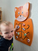 Aktivitetstavle i træ - Kat - Fra 18 mdr.