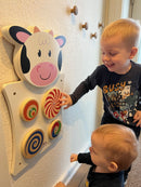 Aktivitetstavle i træ - Ko - Fra 18 mdr.