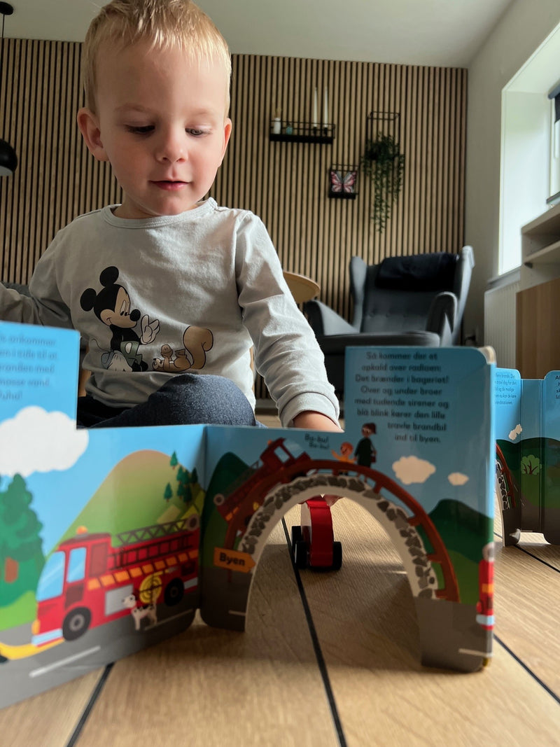Den lille travle Brandbil - Interaktiv børnebog
