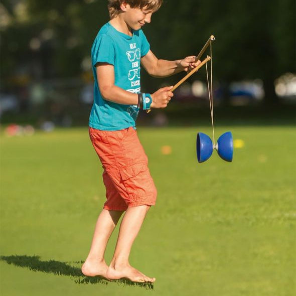 Diabolo (Djævlespil) med styrestave - Ø:10 cm.