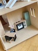 ByAstrup Dukkehusmøbler til dukkehuset - 4 sæt - Fra 3 år.