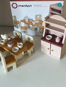Mentari - Dukkehusmøbler - Spisestue - 13 dele - Fra 3 år