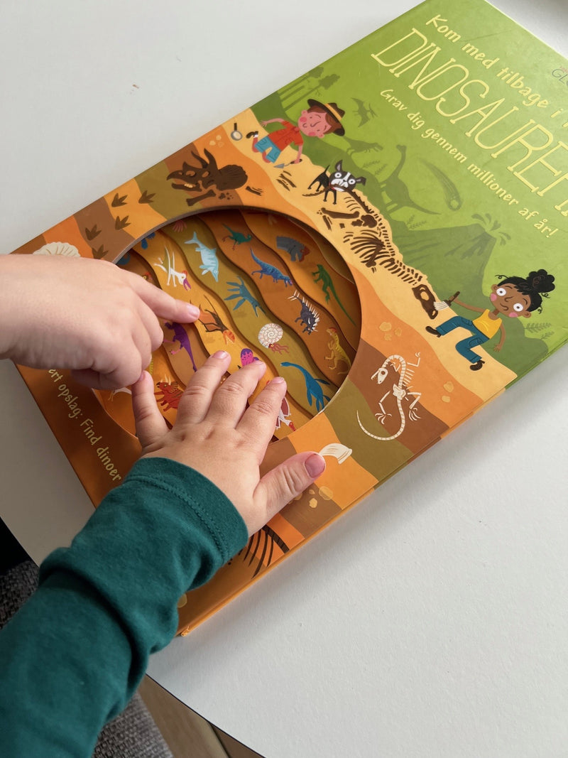 Kom med og mød dinosaurerne - Børnebog