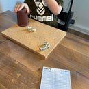 Yatzysæt med bæger, terninger og blok A6 - Legebyen.dk - Fra 5 år