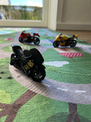 Legetøjsmotorcykelsæt i ass. farver - 12 cm - 6 stk.