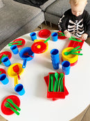 Legeservice, Spisestel i plast fra Dantoy - 82 dele. - Billede 1