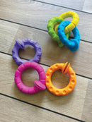 PipSquigz Ringlets Babyrangle - Fat Brain Babylegetøj - Fra 6 mdr. - Billede 1