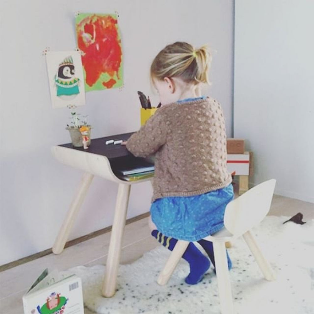 Børnestol i træ fra PlanToys - Træfarvet - Fra 3 år.
