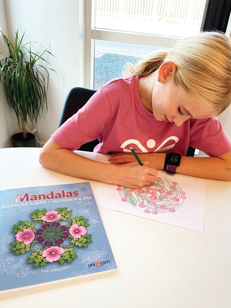 Mandalas Malebog - Blomster & Bær - 32 sider - Fra 6 år - Billede 1