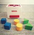 BRIO 30250 - Putteboks i træ med 6 klodser - Hvid - Fra 12 mdr. - Billede 1