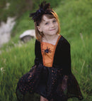 Udklædning - Heksekjole m/hårbånd - Str 5-6 år. - Billede 1