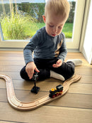 BRIO 33862 - Jernbaneskilt med lys - Fra 3 år.