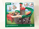 BRIO 33887 Togbane - Løft & Læs med lagerbygning  - Fra 3 år. - Billede 1