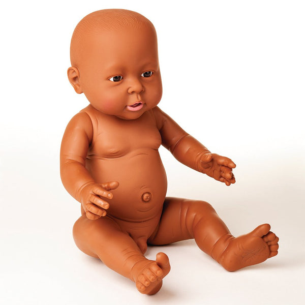 Nyfødt Drengedukke i plast - uden hår - Afrikansk - 1 stk - fra 18 mdr - Billede 1