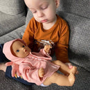 Dukketøj - 32-37 cm - Lyserød regnjakke - Fra 3 år. - Billede 1