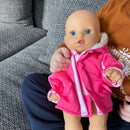 Dukketøj - 32-37 cm - Pink Vinterjakke - Fra 3 år. - Billede 1