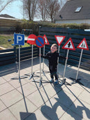 Færdselstavle Sæt - 7 skilte med fod - Alutoys. - Billede 1