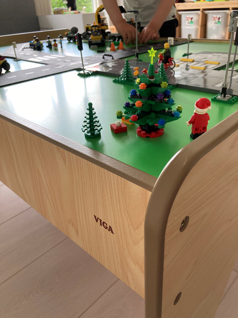 VIGA Legebord i træ - Grøn / Pink - H:44,5 cm.