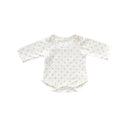 byASTRUP Dukketøj: 30-35 cm - Body i Cream farve med Rosa prikker. - Billede 1