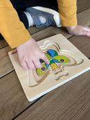 Puslespil fra Goki - Sommerfugl med 4 lag - 11 Brikker.