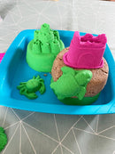 Kinetic Sand - Sandkasse med 455 gram magisk sand - Grøn farve. - Billede 1