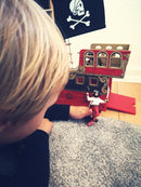 Piratskib i træ fra Papo - 55 x 14,5 x 51 cm. - Rød - Billede 1