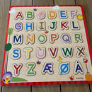 Puslespil i træ - Bogstaver - Wacky Wonders - Fra 2 år.