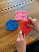 Plop Up fidgetspil - ASSORTERET - 1 stk - Fra 5 år. - Billede 1