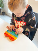 Plop Up fidgetspil - Regnbue-farvet - 1 stk - Fra 5 år. - Billede 1