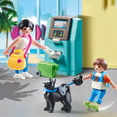 Playmobil Family Fun - Turist ved hæveautomat - 70439 - Fra 4 år. - Billede 1